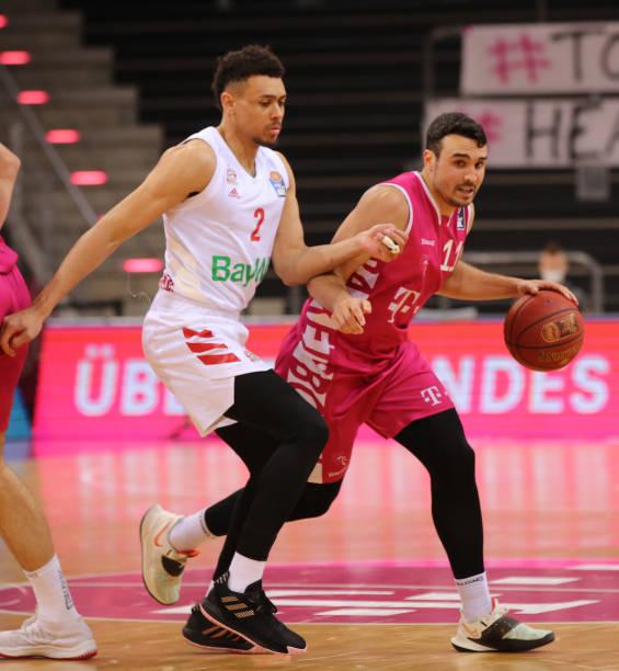 面对世界前 面对世界前