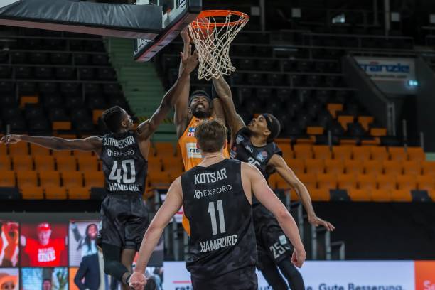 合与外线投 合与外线投